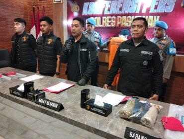 Konferensi pers berlangsung 