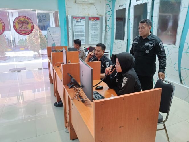 
					Polres Pasuruan Tingkatkan Layanan 110, Kapolres: Jangan Ragu Lapor, Nama Anda Dilindungi
